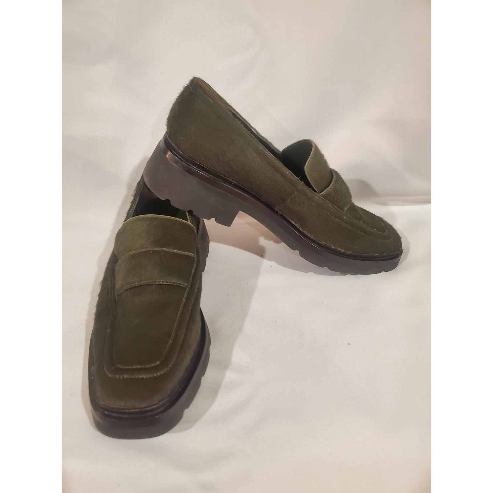 Vince Robin Loafers Green Calf Hair Leather Oxfords Lug Sole Flats.S55